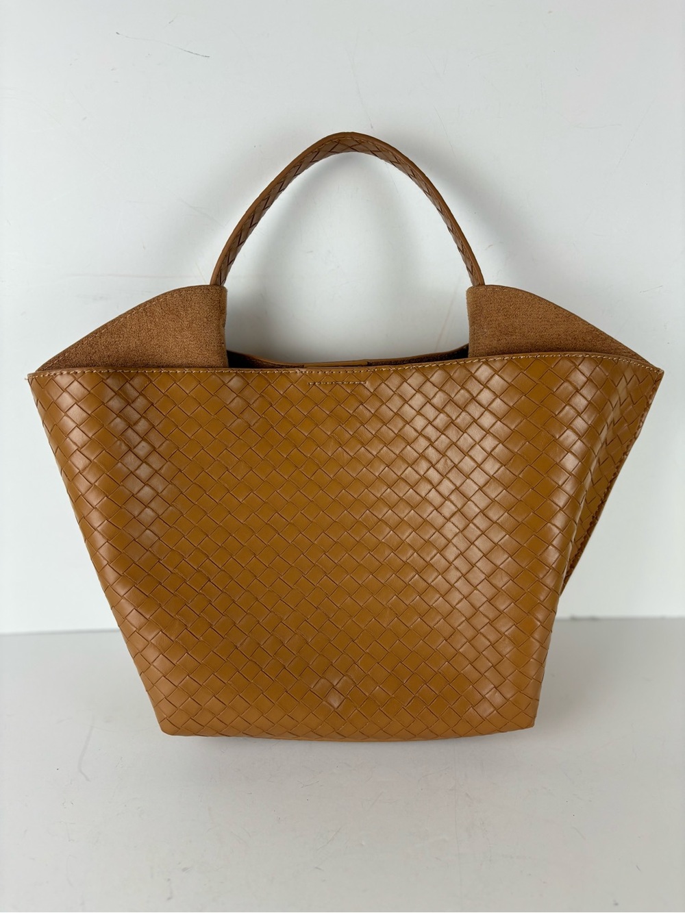 House of Harlow 1960-Cute “Terri” Vegan  Tan Leather Woven Handbag - Picture 6 of 14